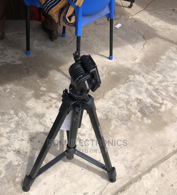 Aluminum Yunteng VCT 860AV Tripod for DSLR Photo and Video · Photo 2