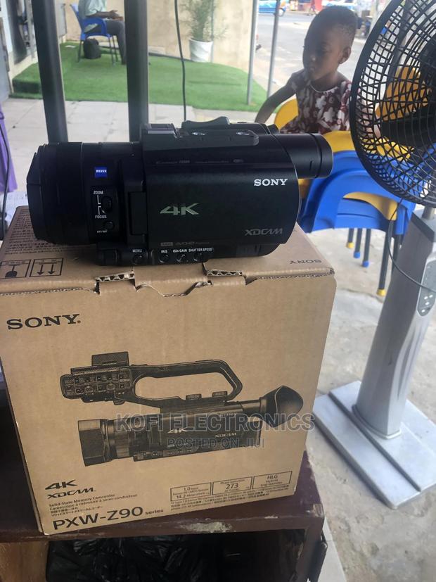 Sony PXW-Z90V Camcorder · Photo 2