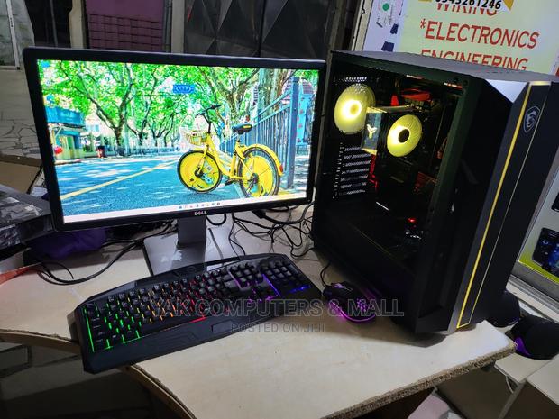 Server 16GB Intel Core I7 HDD+SSD 1T