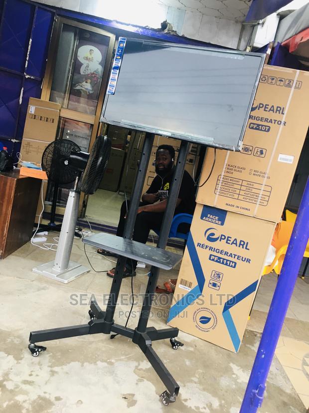 Trolley Stand for Tv · Photo 4