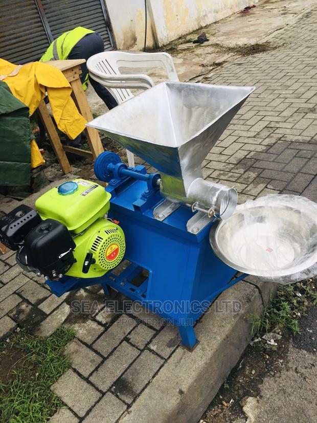 Strong Fufu Grinder Machine · Photo 2