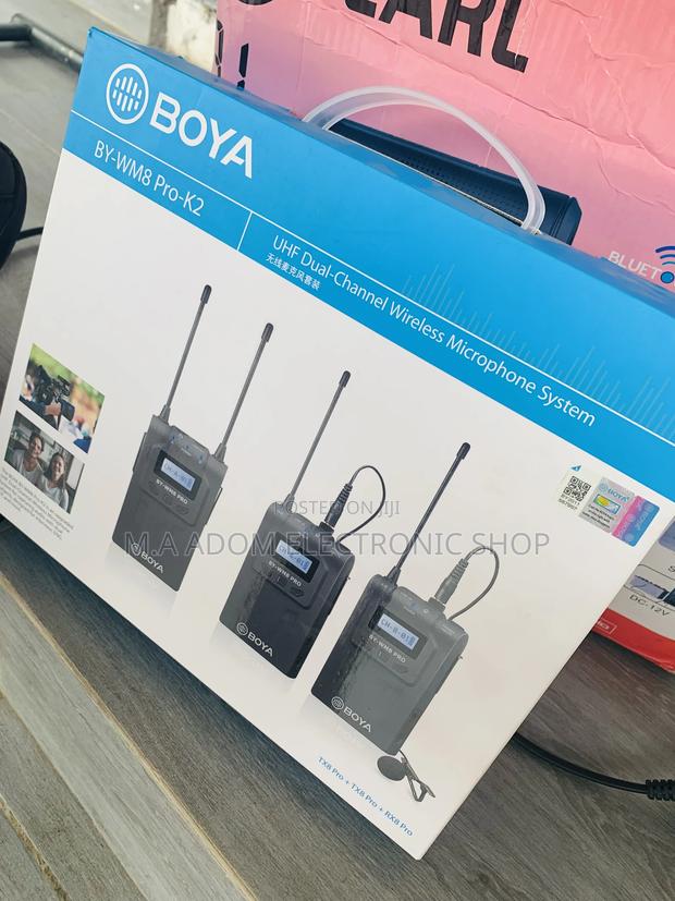 Boya UHF Dual-Channel Wireless Microphone System · Photo 2