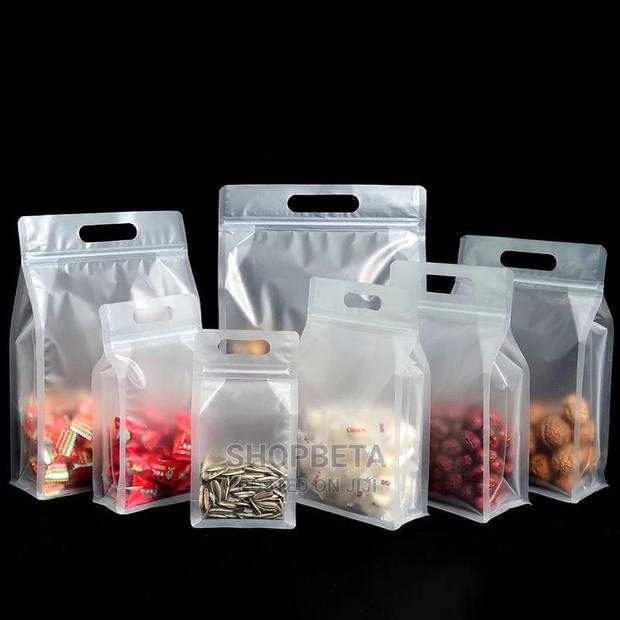 Frosted Flat Base Pouches · Photo 4