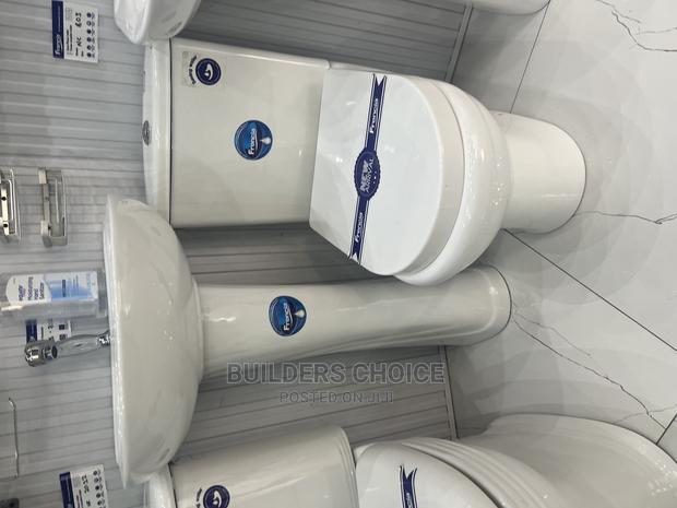 Frencia Water Closet With Basin (35) · Photo 2