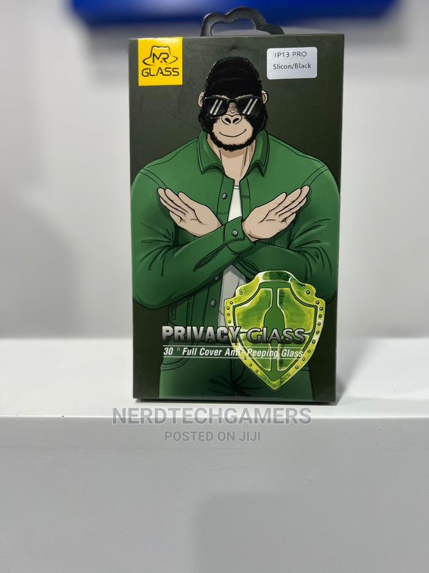 Privacy Glass Screen Protector for Ip 13 13pro · Photo 4