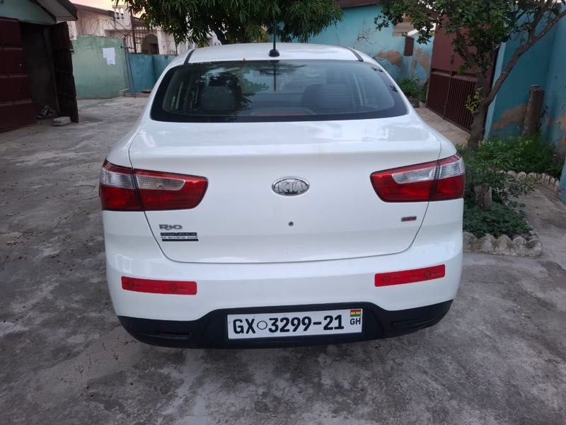 Kia Rio 2013 White