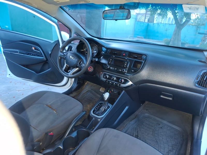 Kia Rio 2013 White