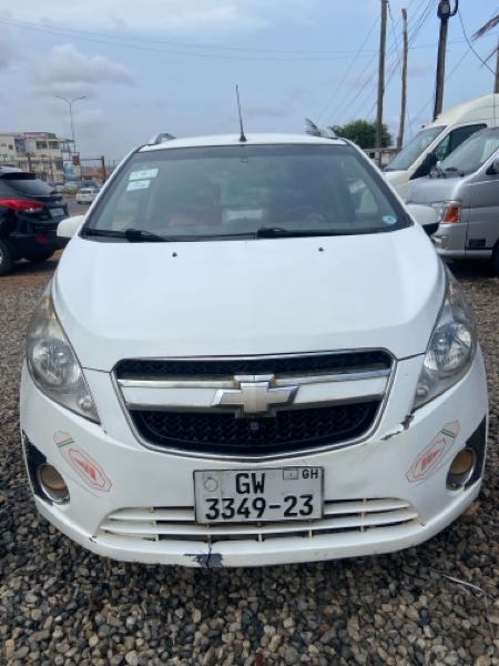 Chevrolet Spark  2012 White