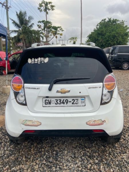 Chevrolet Spark  2012 White