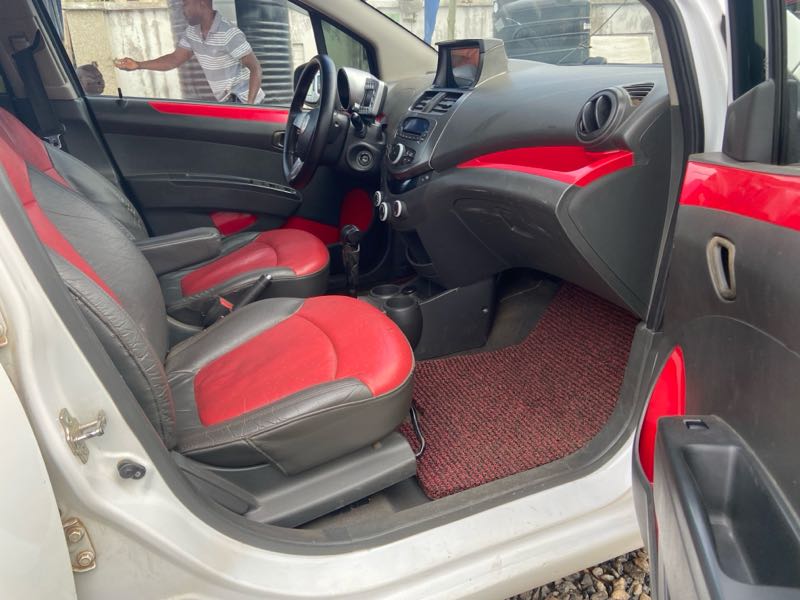 Chevrolet Spark  2012 White