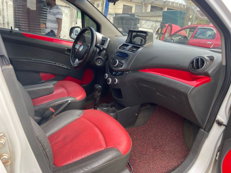 Chevrolet Spark  2012 White