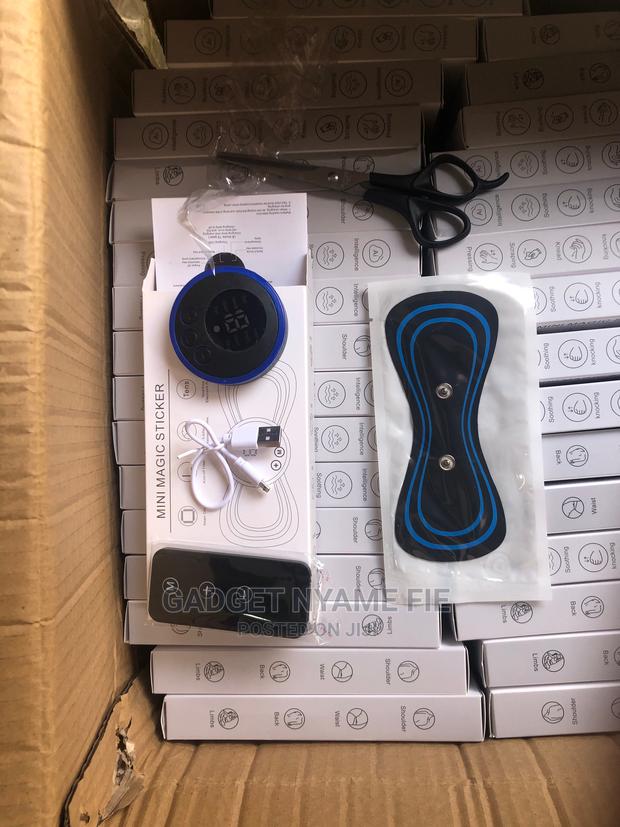 Mini Magic Electronic Massager With Self Adhesive Sticker · Photo 4