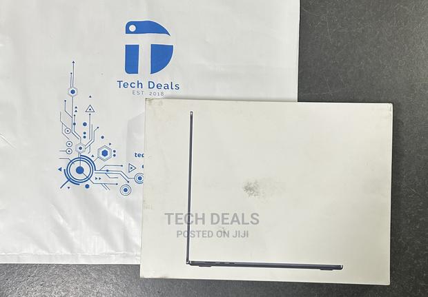 New Laptop Apple MacBook Air 8GB Apple M2 SSD 256GB photo 2