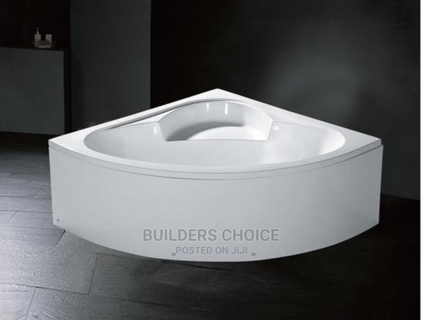 Panel Corner Bath · Photo 3