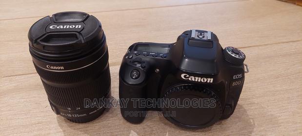 Canon Eos 80d Dslr Camera With 18-135mm Lens