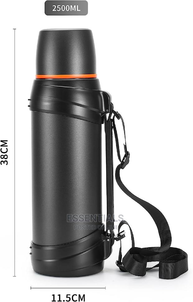 Insulated Water Jug Classic Vacuum Bottle With Plastic Cup · Photo 2