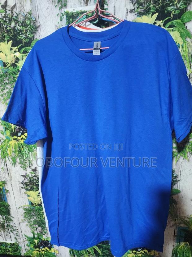 Unisex Plain T-Shirts From America · Photo 4