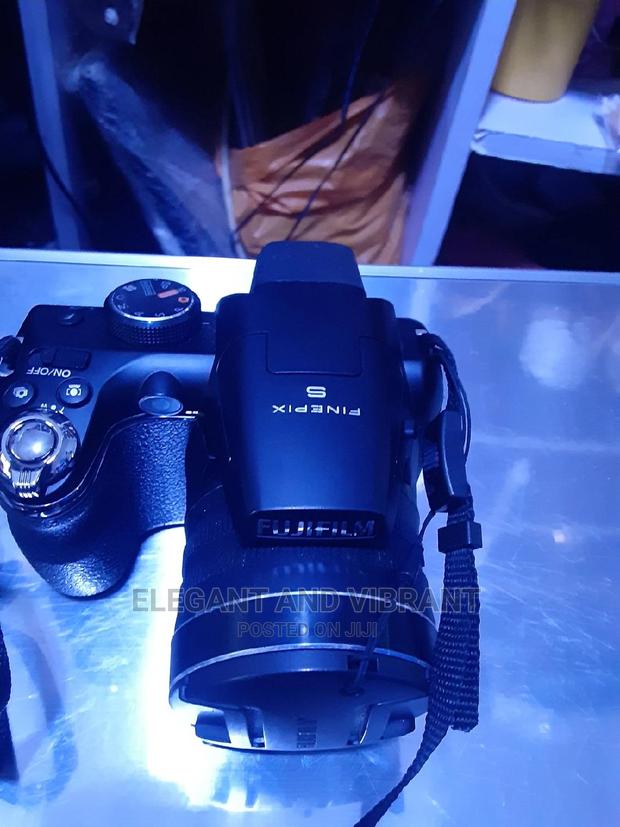 Slightly Used Fujifilm Series S4900 photo 2