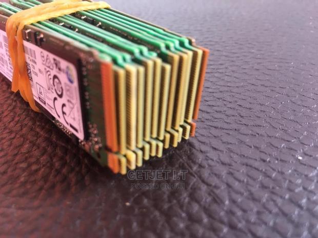 Macbook SSD and Memories Available · Photo 3