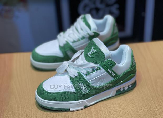 Louis Vuitton Sneakers · Photo 4