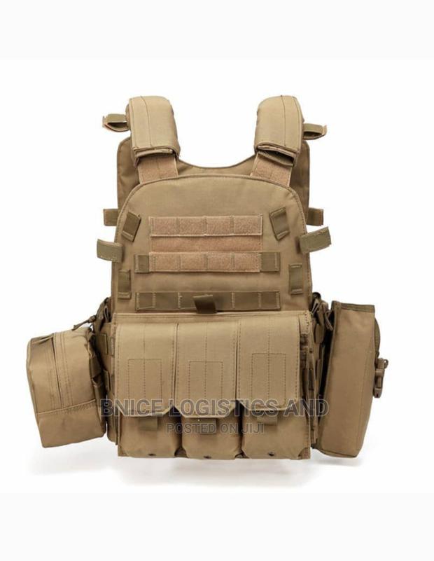 High Quality Tactical Vest photo 6