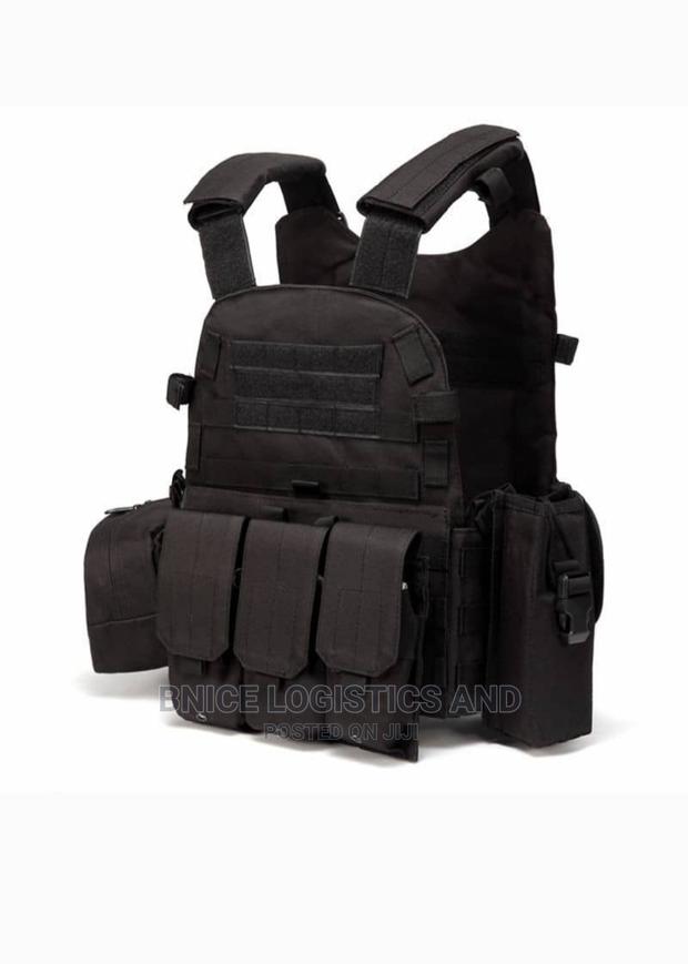 High Quality Tactical Vest photo 3