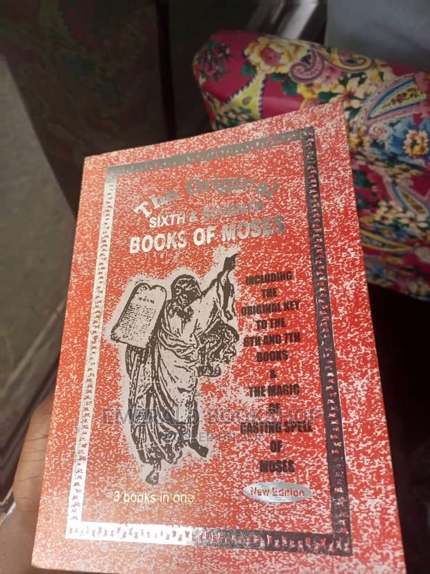 The 6th And 7th Book Of Moses · Photo 1