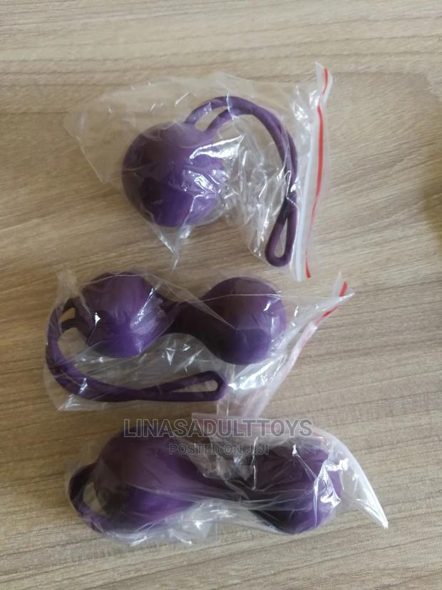 Kegel Exercise Balls · Photo 3