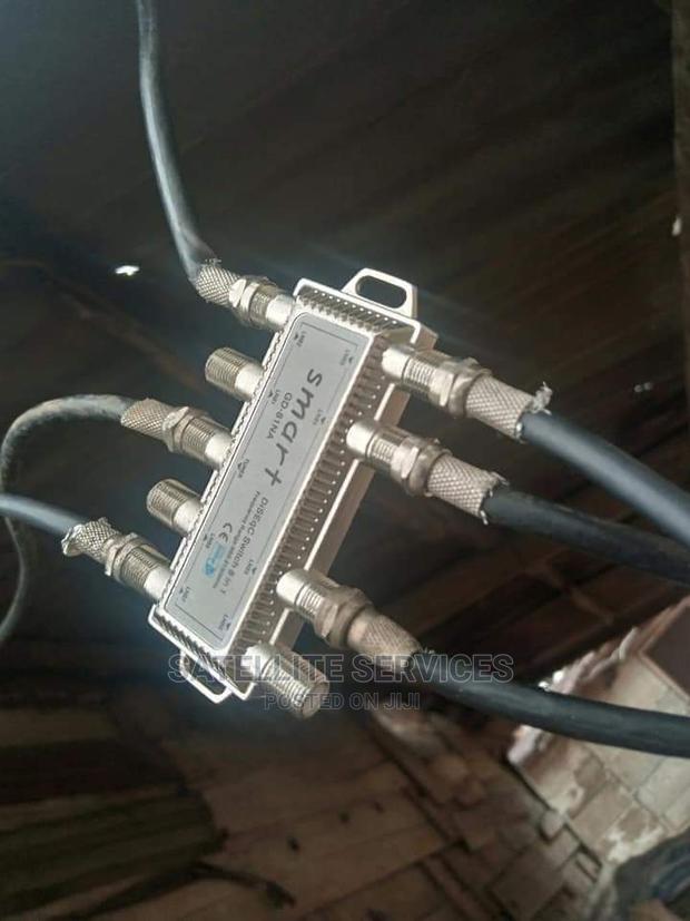 Signal Amplifier and Splitter photo 6
