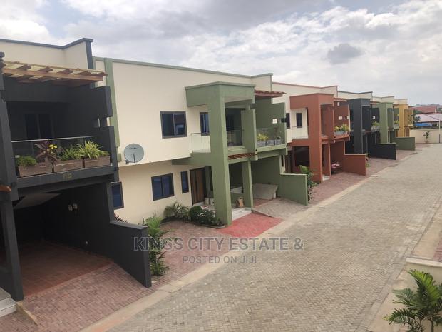 4bdrm House in Mile-7, Achimota for rent photo 10