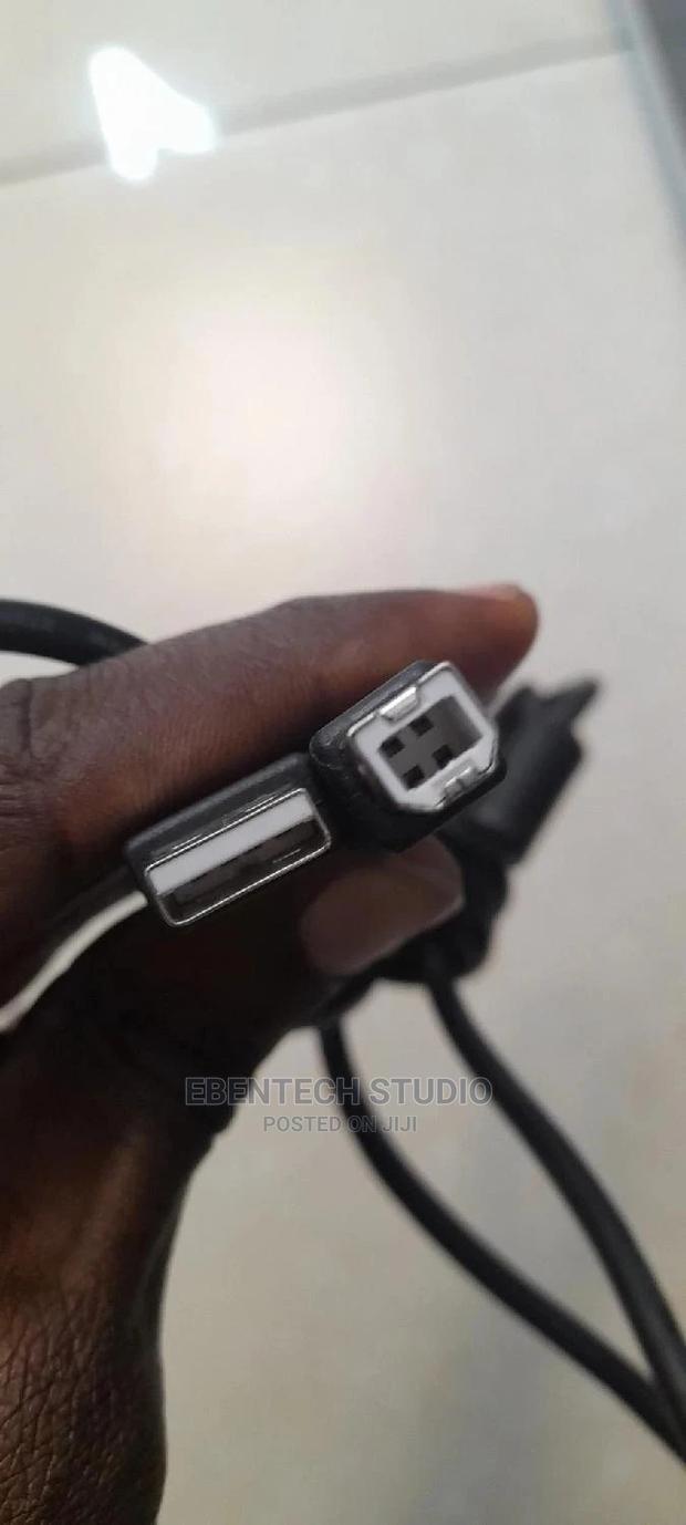 Midi to USB Host Cable · Photo 3