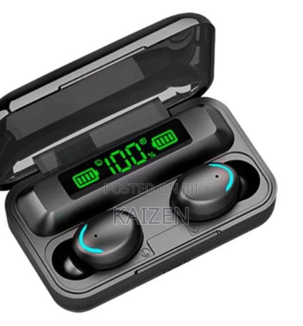 Earbuds With Powerbank Case photo 2