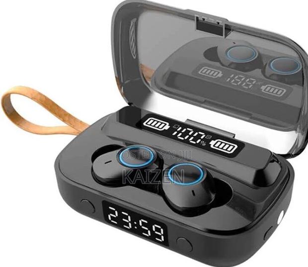 Earbuds With Powerbank Case