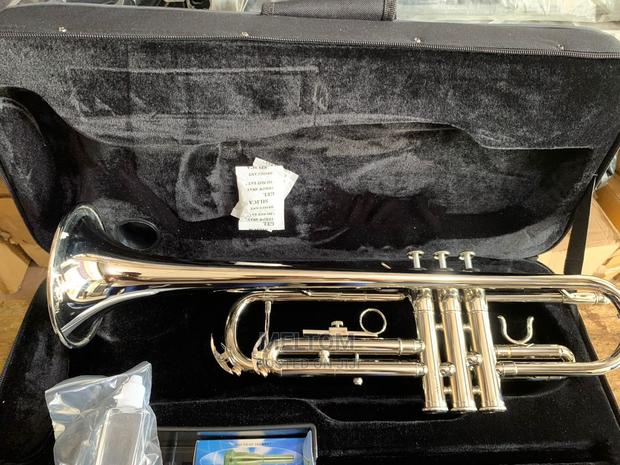 Titanic Trumpet · Photo 3