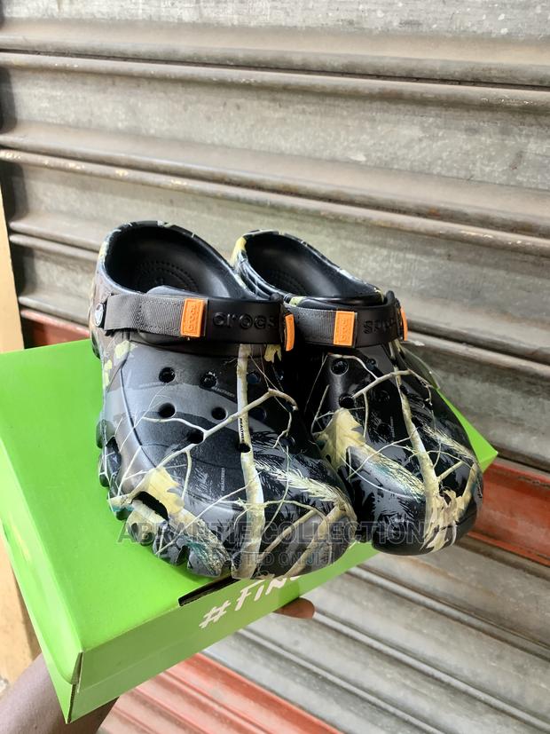 Original Crocs Slides · Photo 3