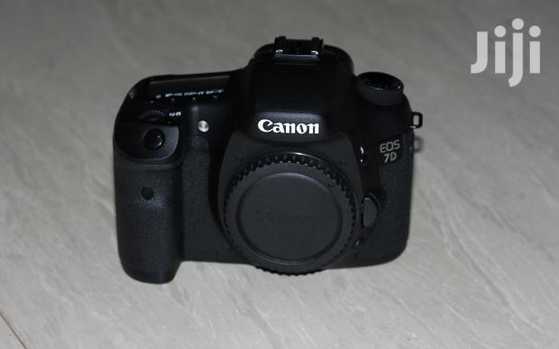 Canon Eos 7d Camera (Body Only) photo 2