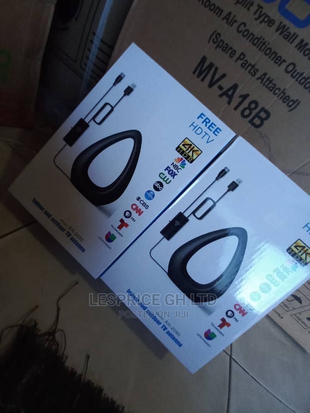 Ultra Tin Design Antenna · Photo 2