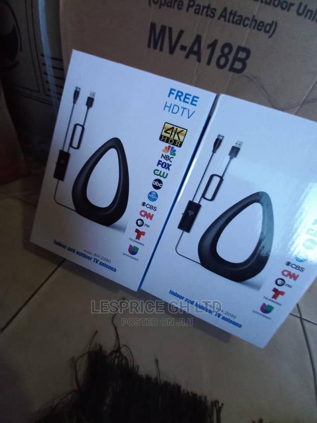 High Performance ~ TV Antenna · Photo 2
