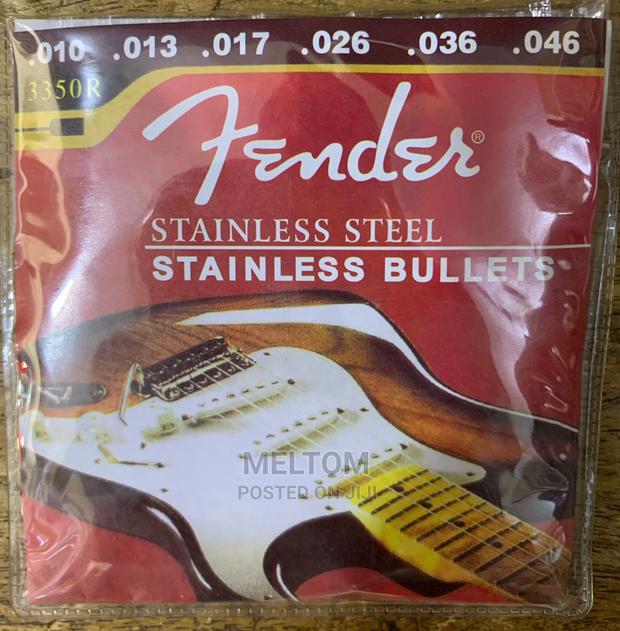 Acoustic Guitar Strings (Fender) · Photo 1