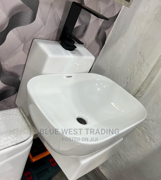Counter Top Basin With Wall Mount · Photo 4