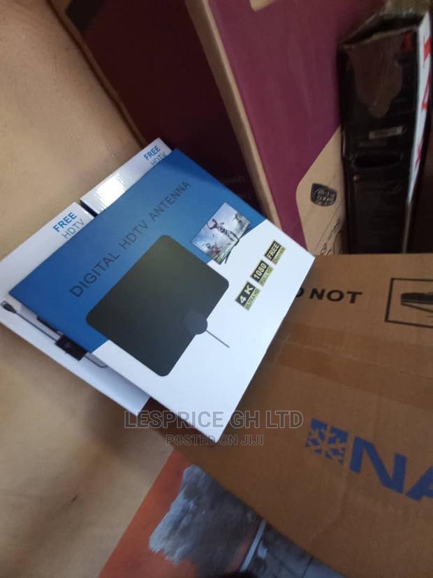 Build on With Digital Ultra TV Antenna · Photo 2