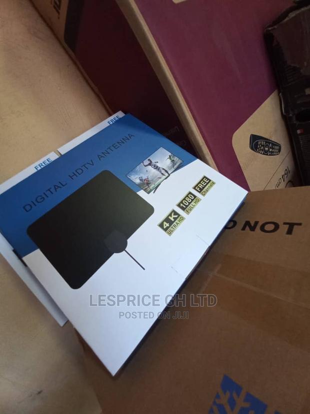 Exclusive Channels Digital TV Antenna · Photo 2