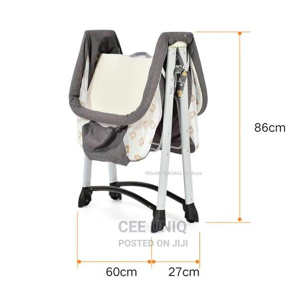 Foldable Baby Bassinet · Photo 3
