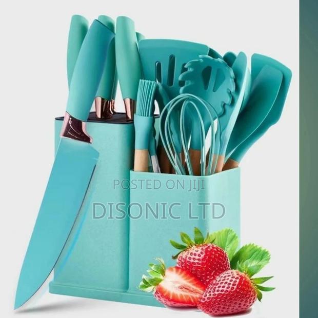 19 Pieces Silicone Laddles Set With Chopping Board · Photo 3