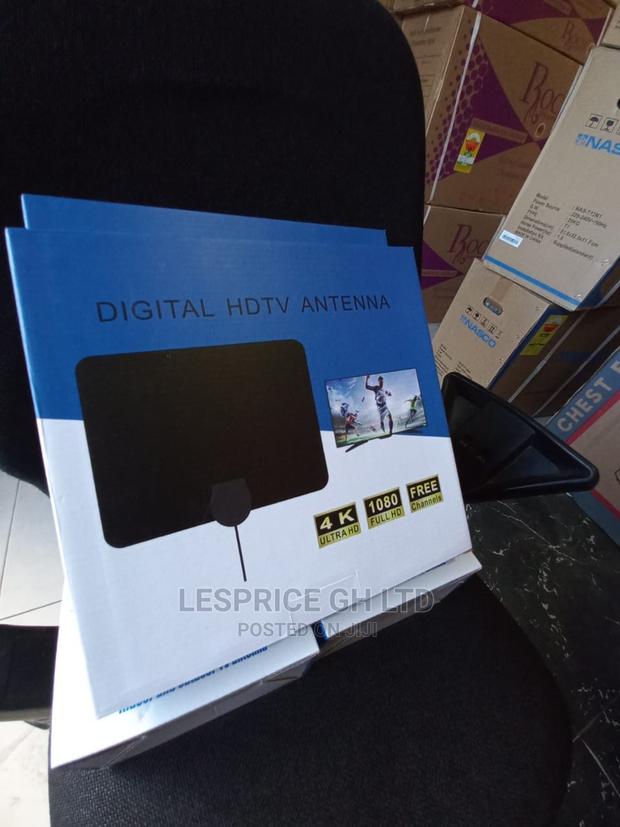Standard Digital UHD TV Antenna · Photo 2