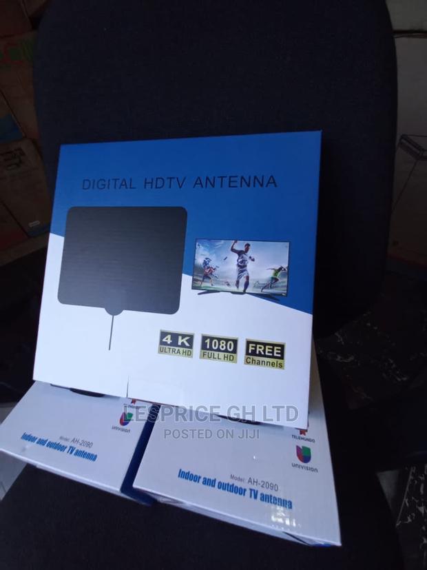 Life Is Easy With Our UHD Digital TV Antenna · Photo 2