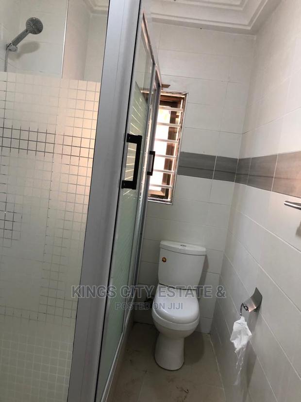 4bdrm House in Papaye-Street, Osu for rent photo 6