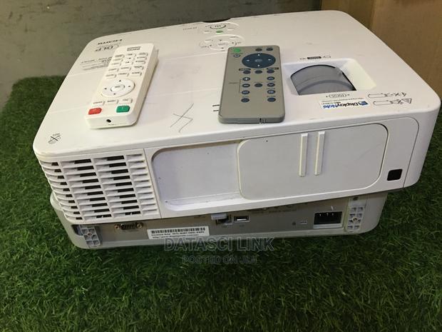 Nec 4000lumens Advance 1080p Projector photo 2