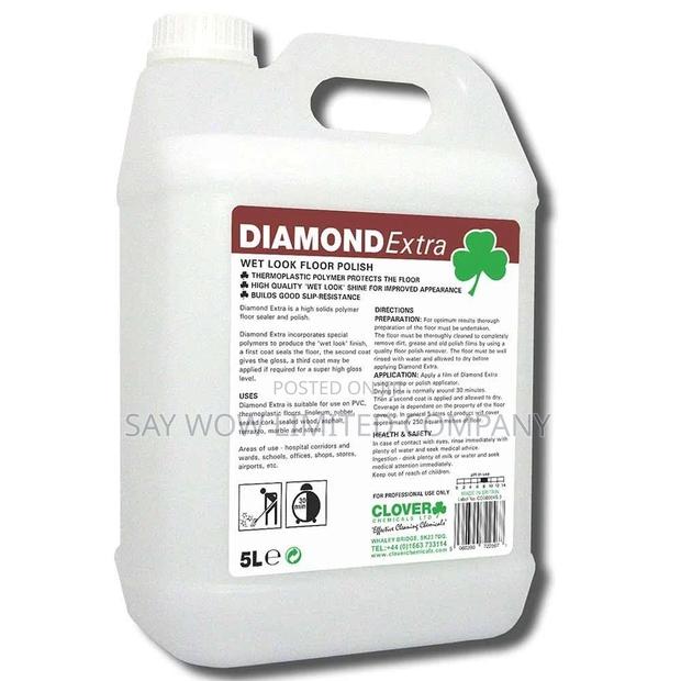 Clover Diamond Extra Floor Polish · Photo 2