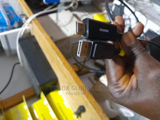 DP to HDMI Cable (Uk) · Photo 4